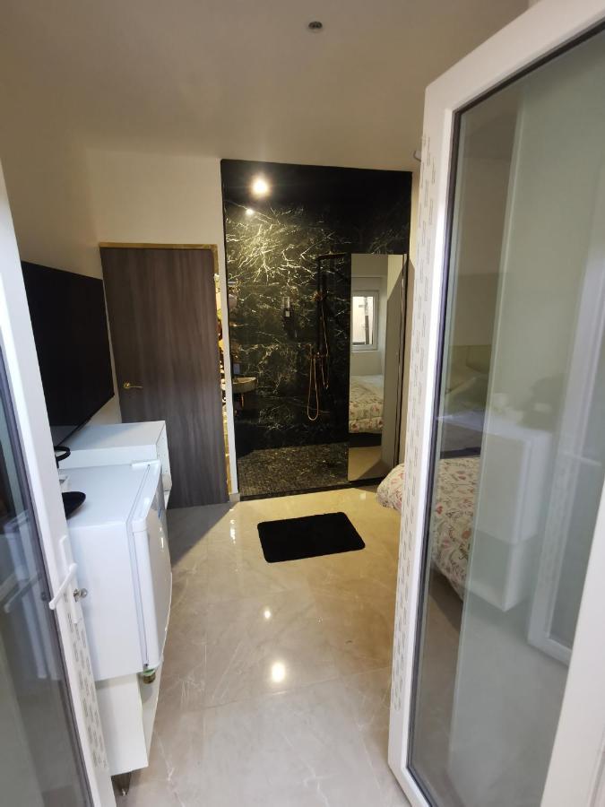 Lyon Superbe Jacuzzi Vue Sur Jardin Daire Villeurbanne Dış mekan fotoğraf